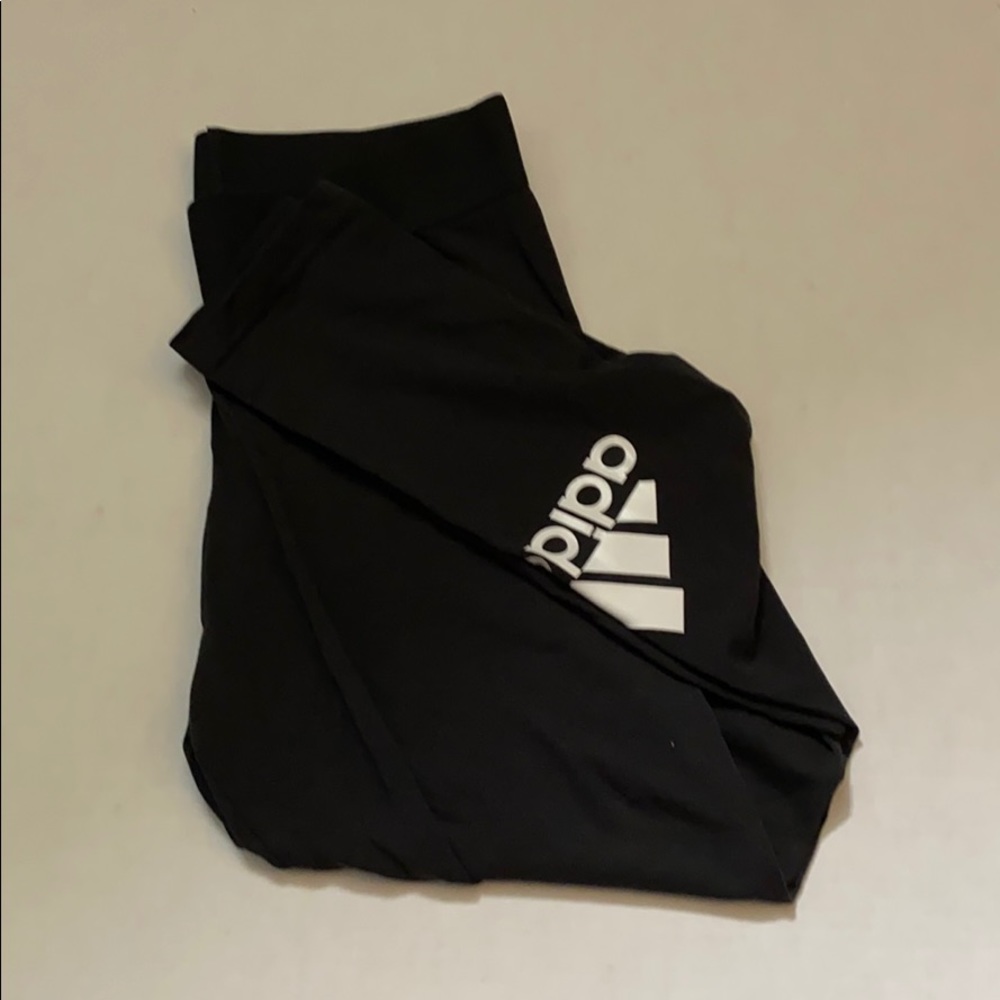 Black Adidas leggings